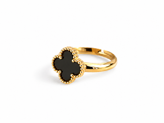 Noir Clover Ring